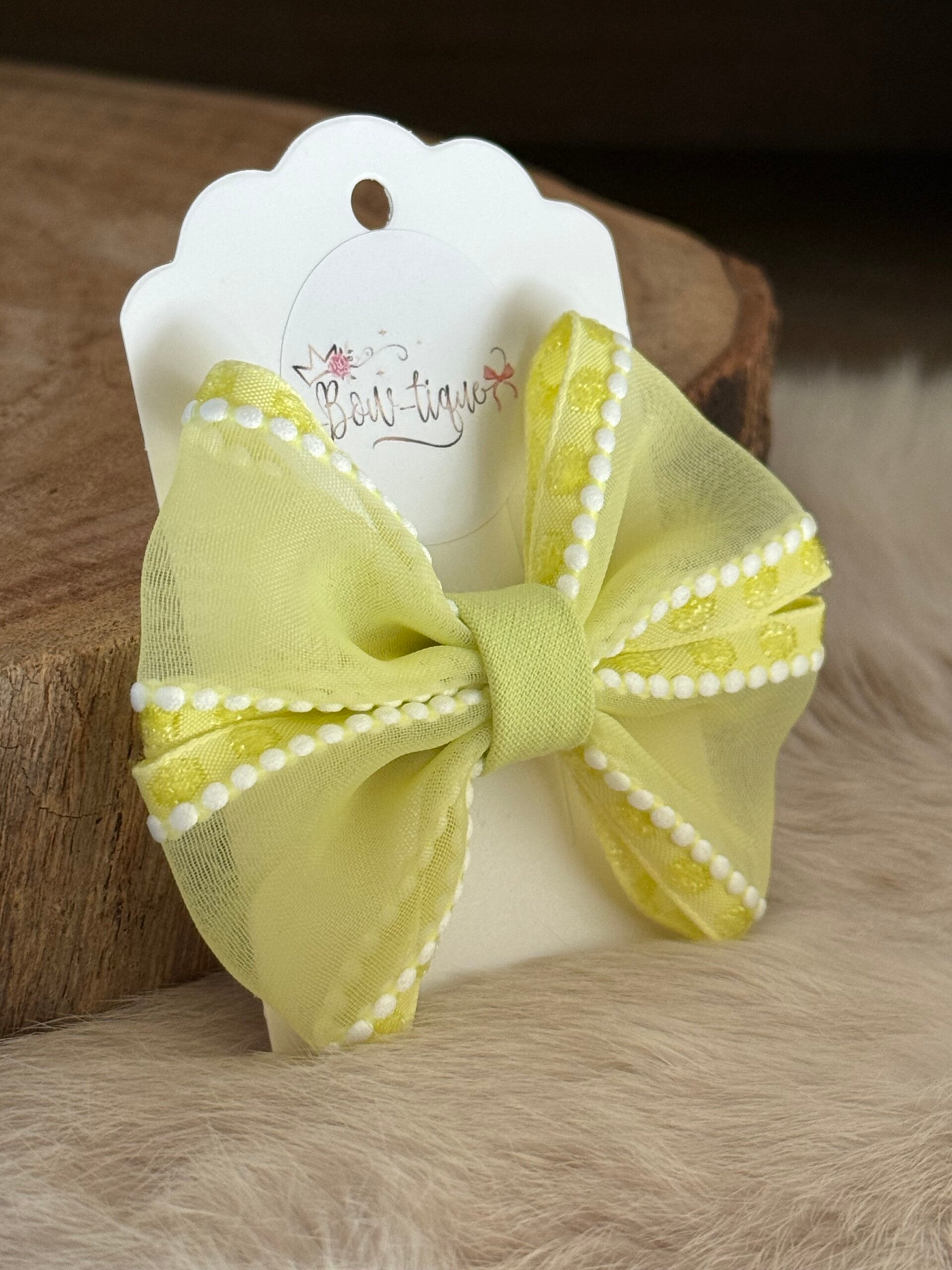 Organza strik Yara Kiwi
