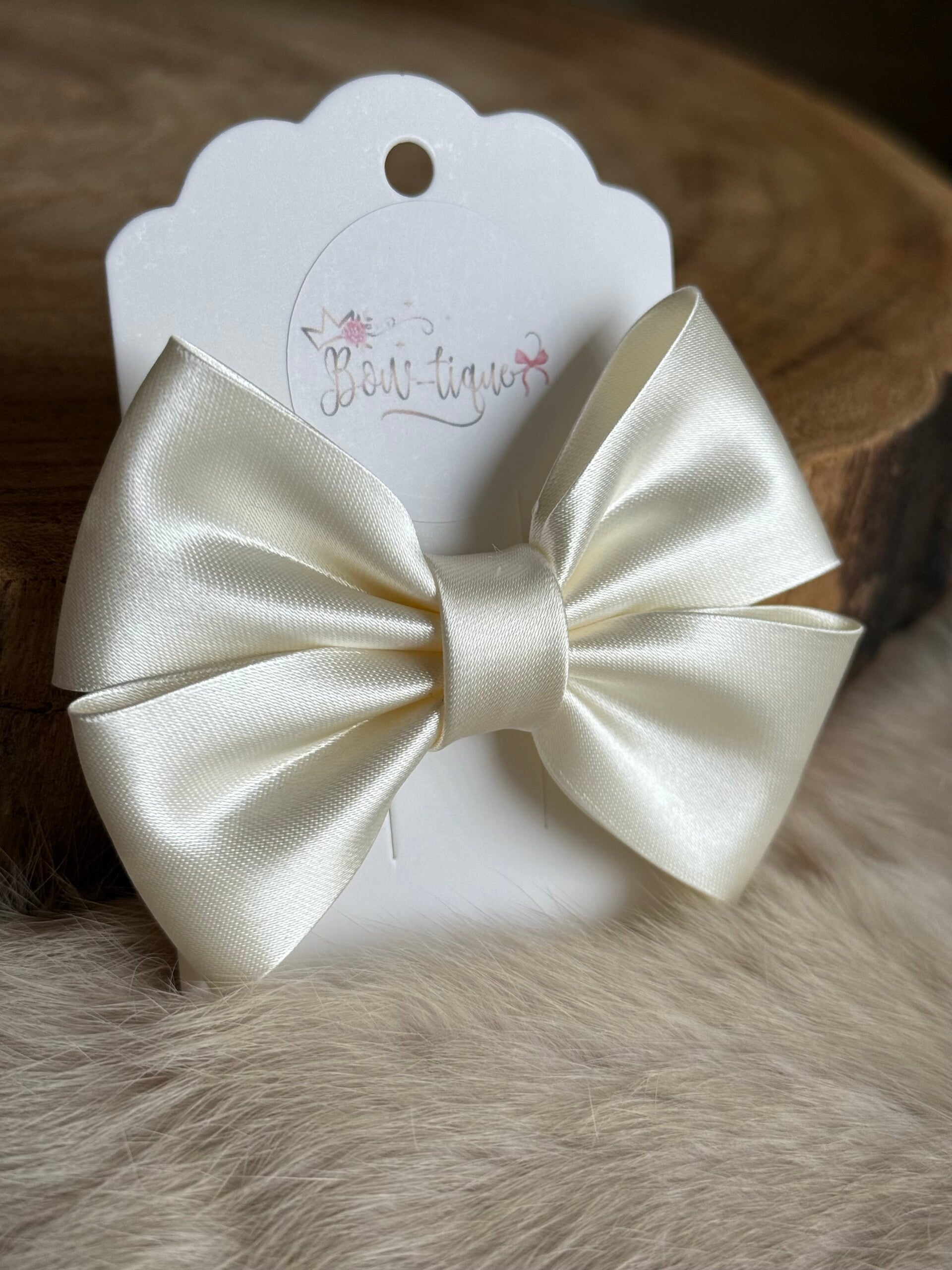 Satijnen Strik Ivory