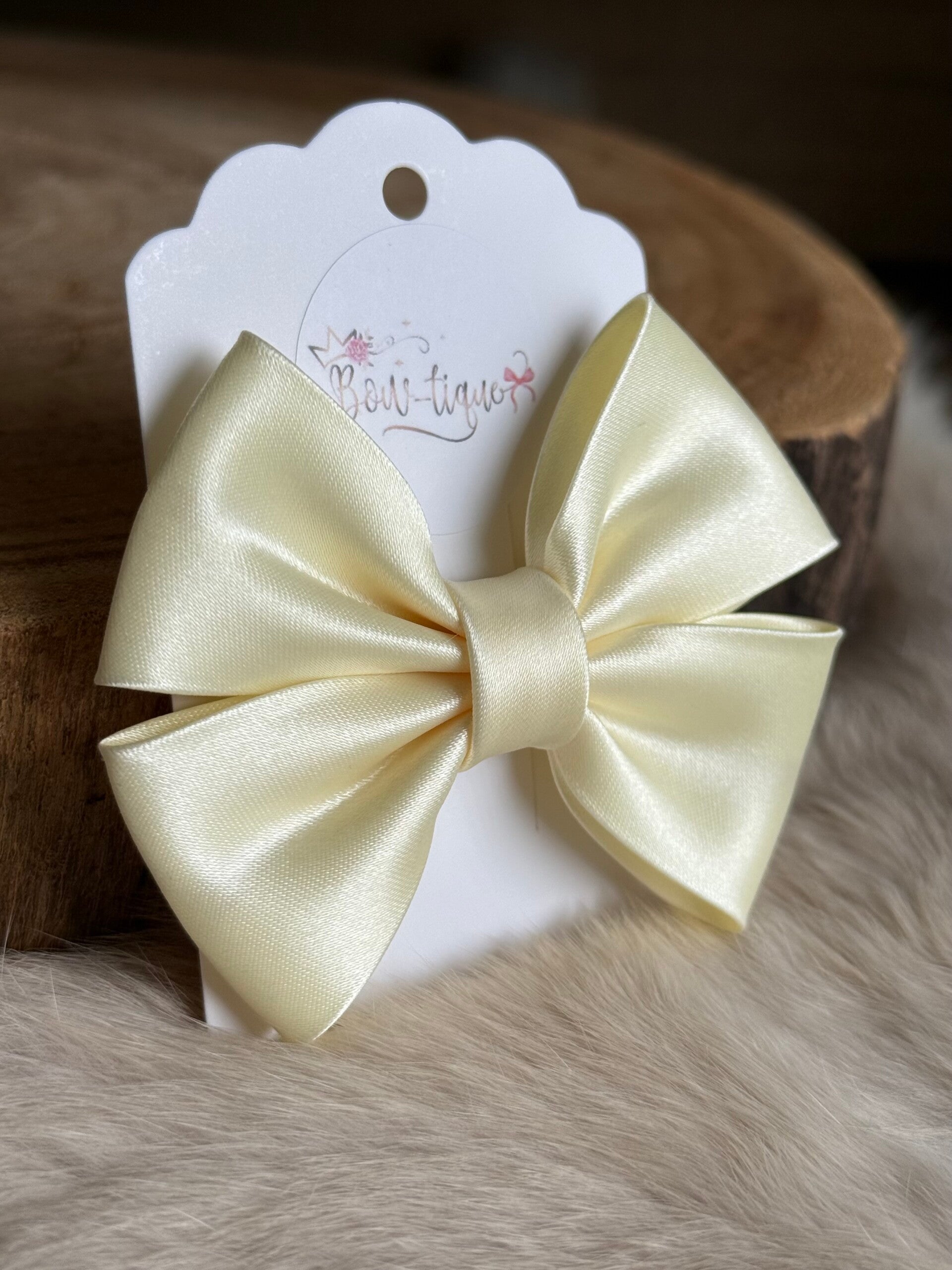 Satijnen Strik Pale Lemon