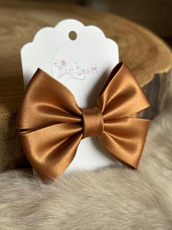 Satijnen Strik Russet Brown