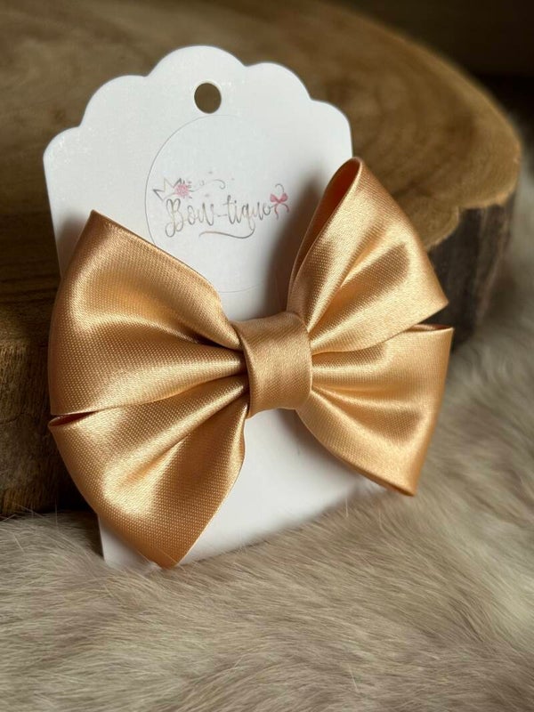 Satijnen Strik Sandstone