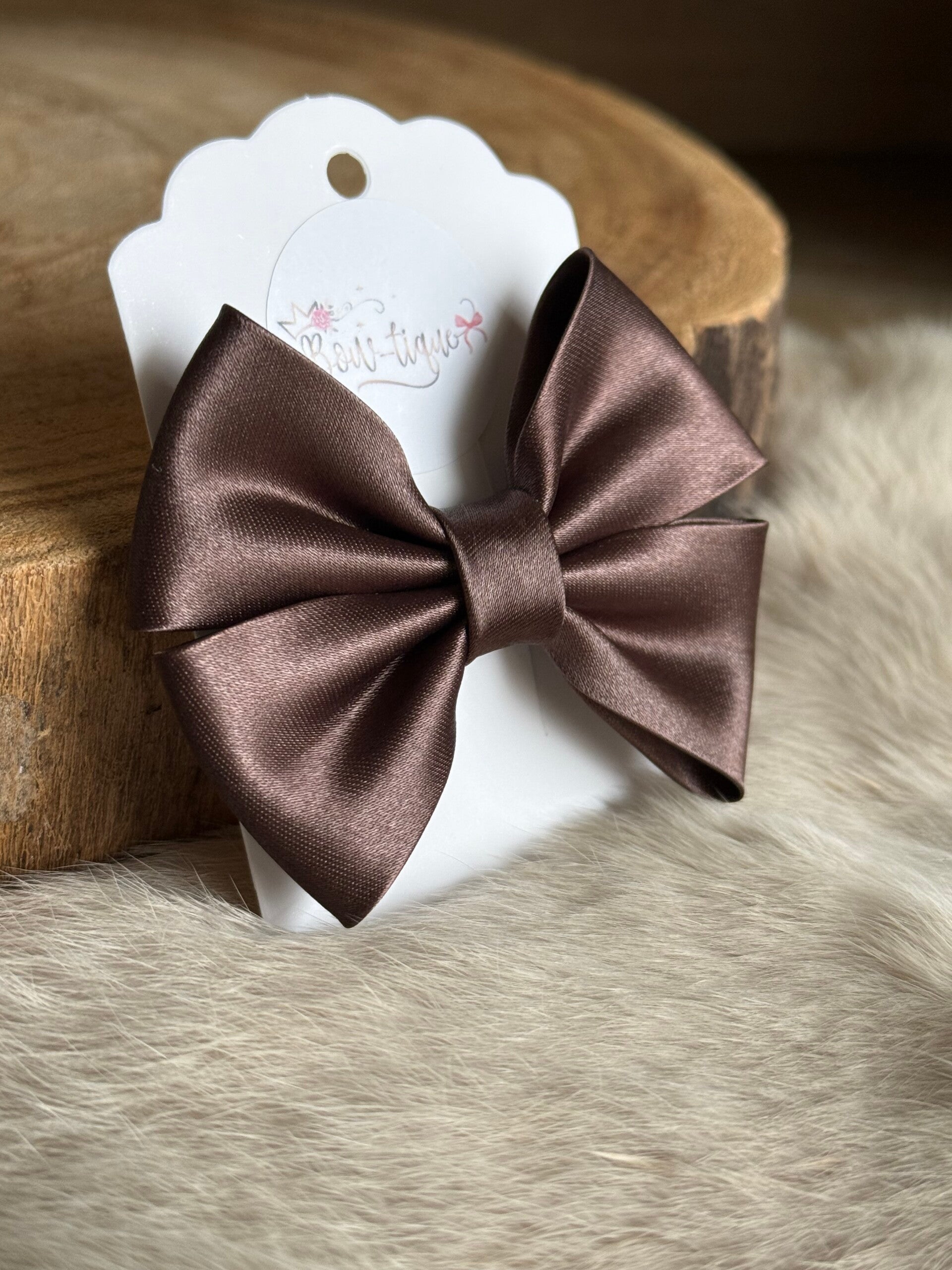 Satijnen Strik Dark Chocolate