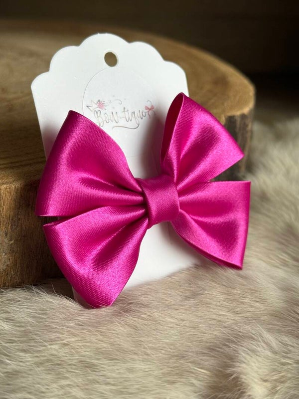 Satijnen Strik Magenta