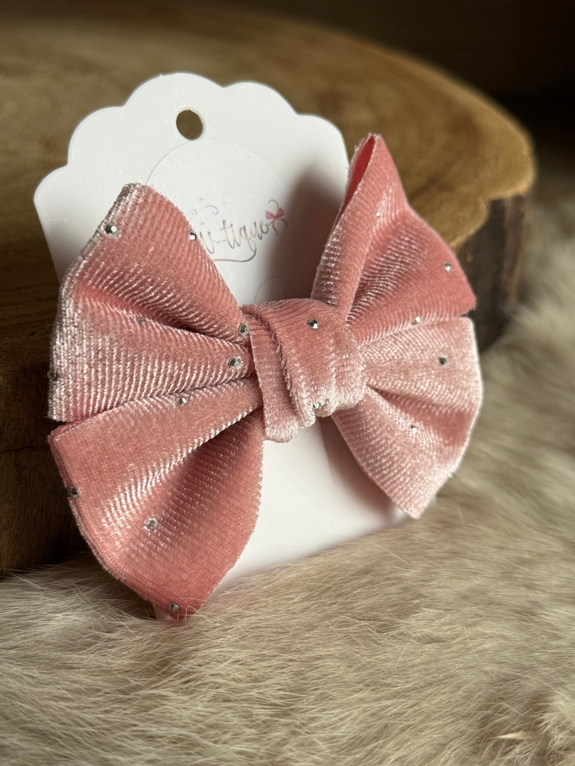 Strik velvet studs Mia Roze