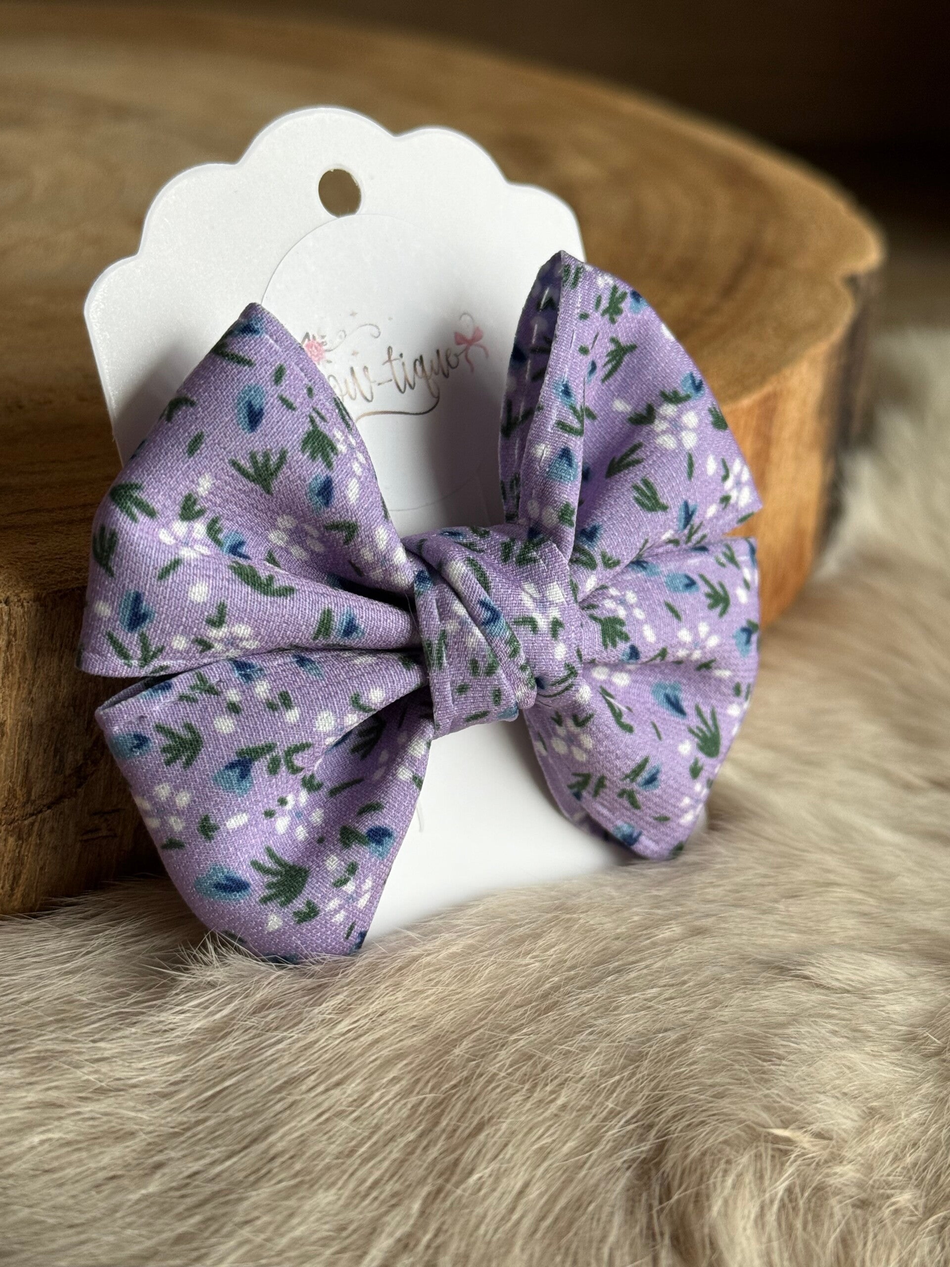 Gebloemde strik Lisa Lila