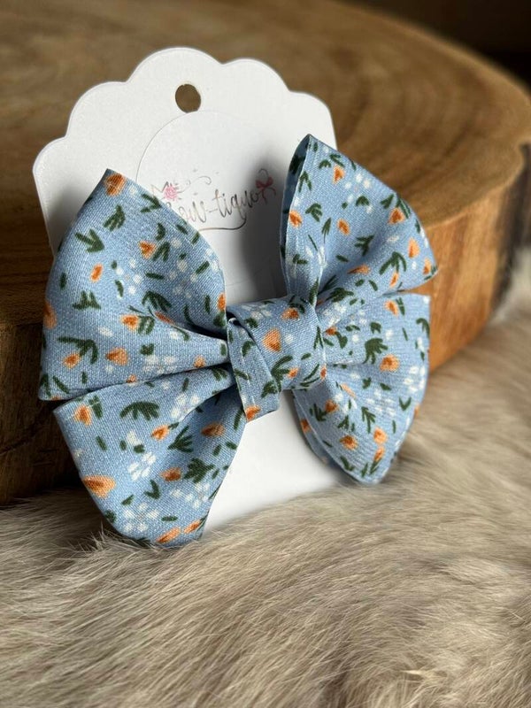 Gebloemde strik Lisa Blauw