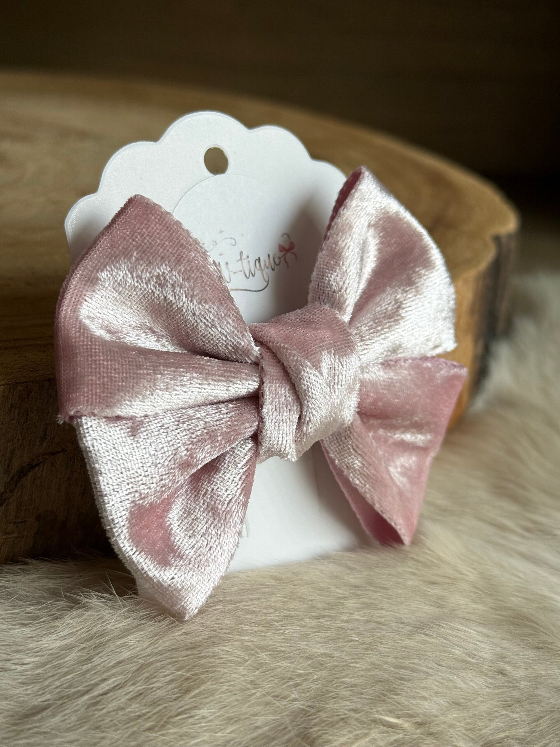 Fluwelen Strik Blinkend Lichtroze