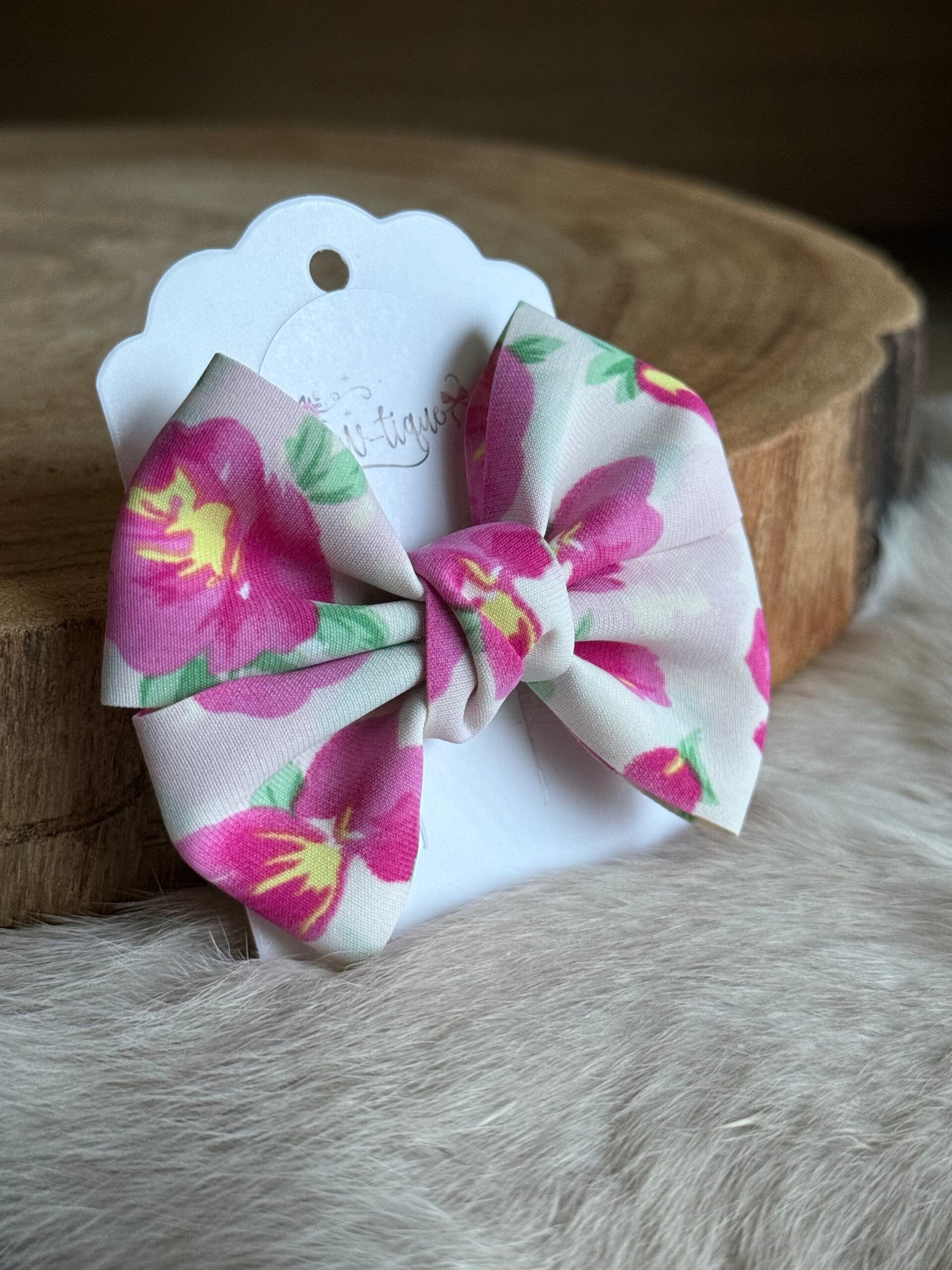 Gebloemde strik Romèe Roze