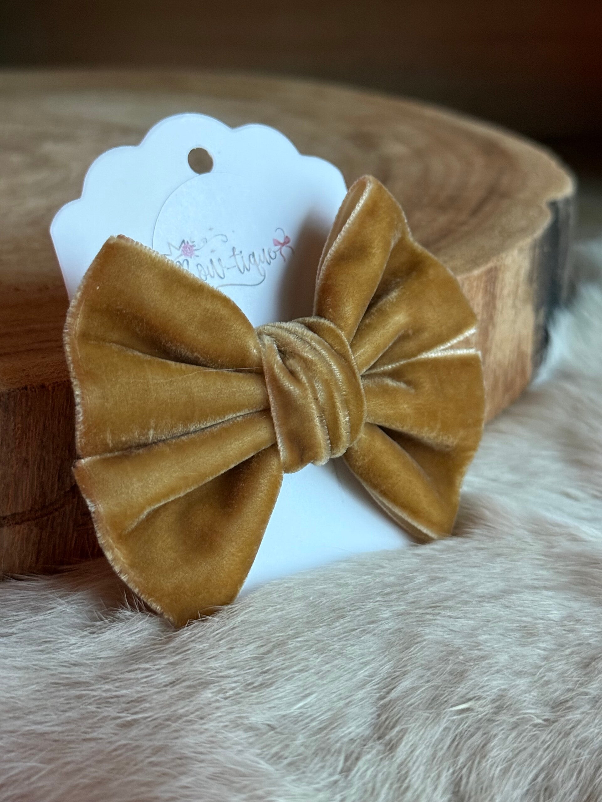 Fluwelen Strik Coffee