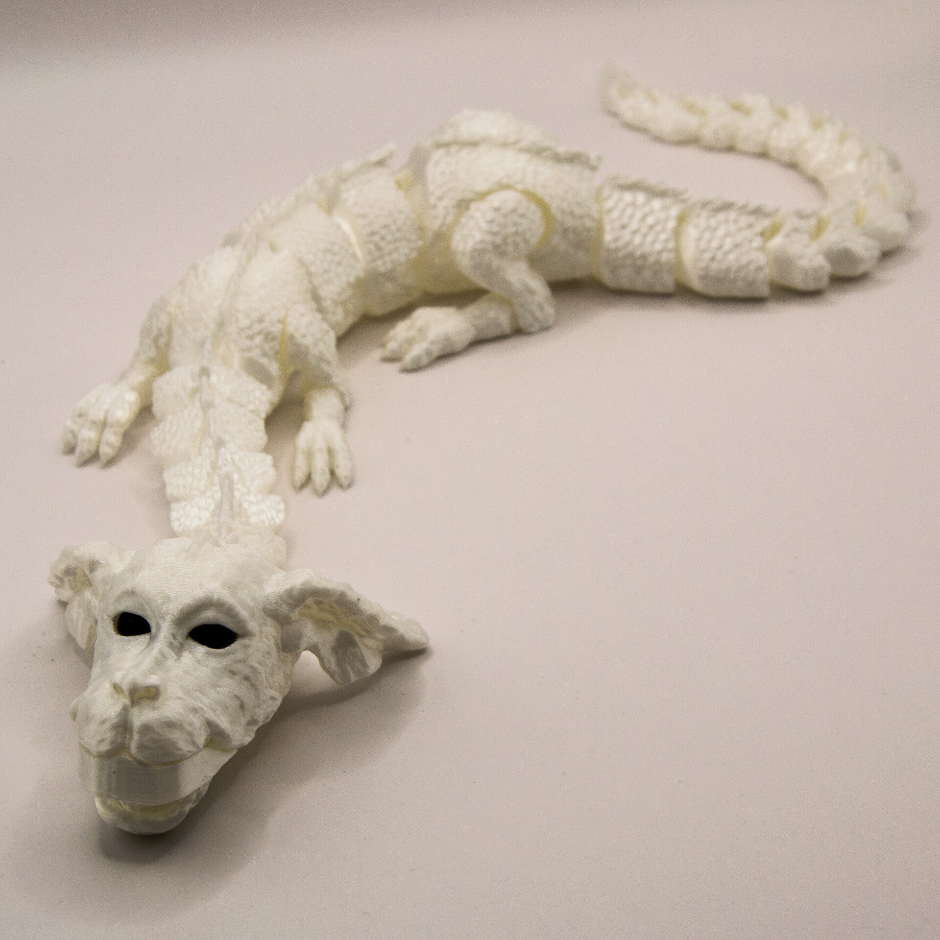 3D Falcor Never ending story Large 30CM
