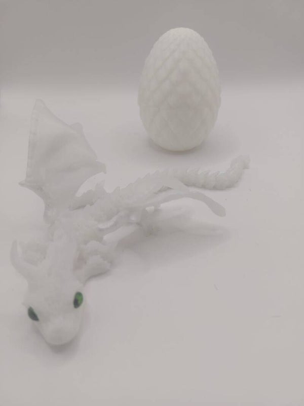 white silk dragon incl ei 15cm