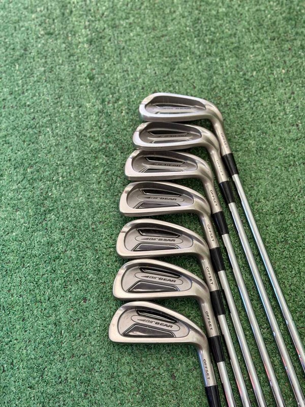 Nicklaus AirBear Iron Set Handed