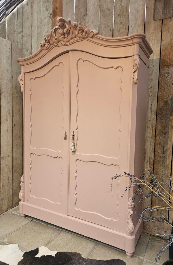 Romantische Franse Biedermeier Kast – Zachtroze, Demontabel & Vol Karakter
