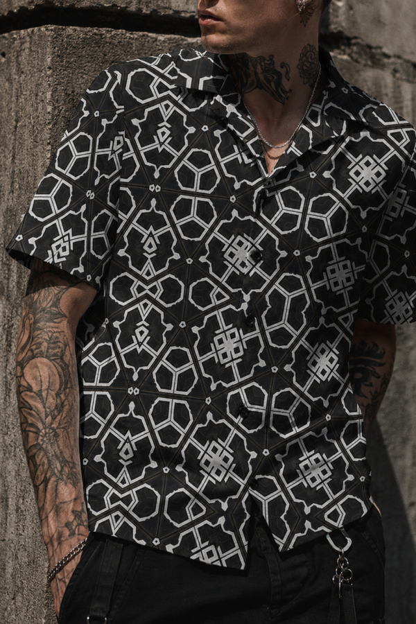 TRΔNSMISSIØN_011 BVTTON UP T SHIRT