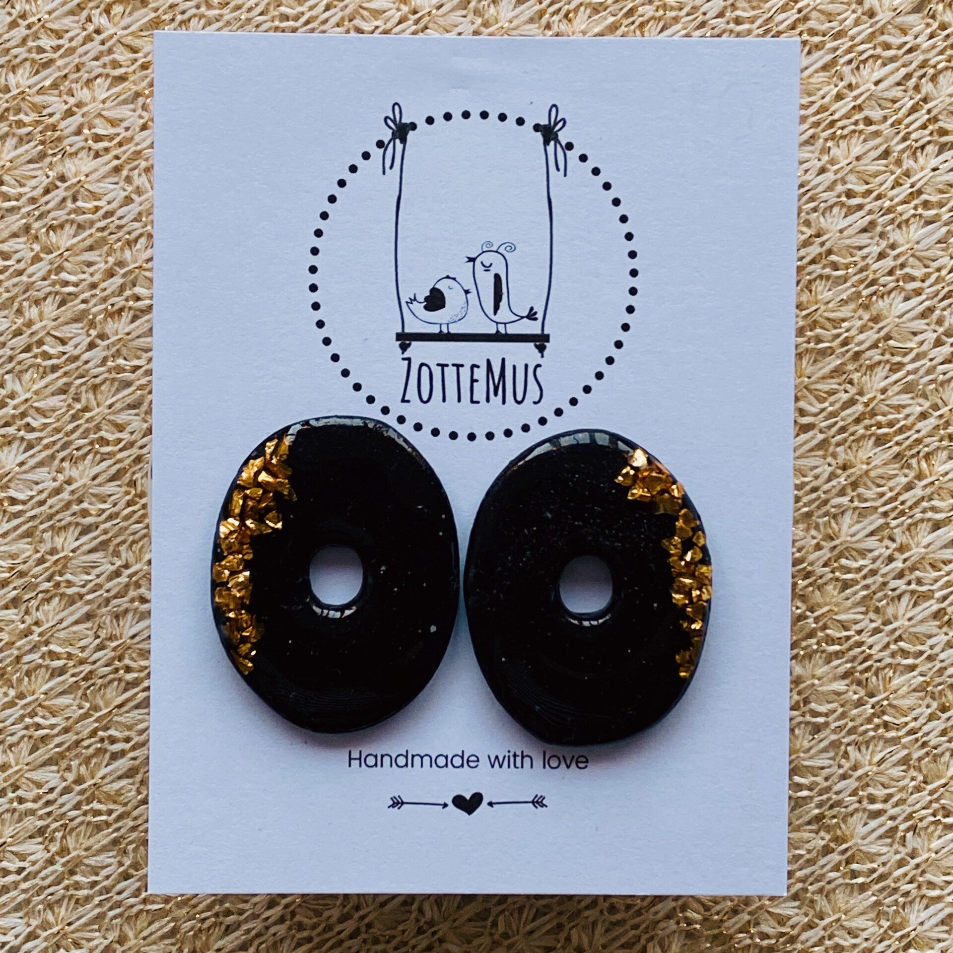 Crush Stud XL Black Gold