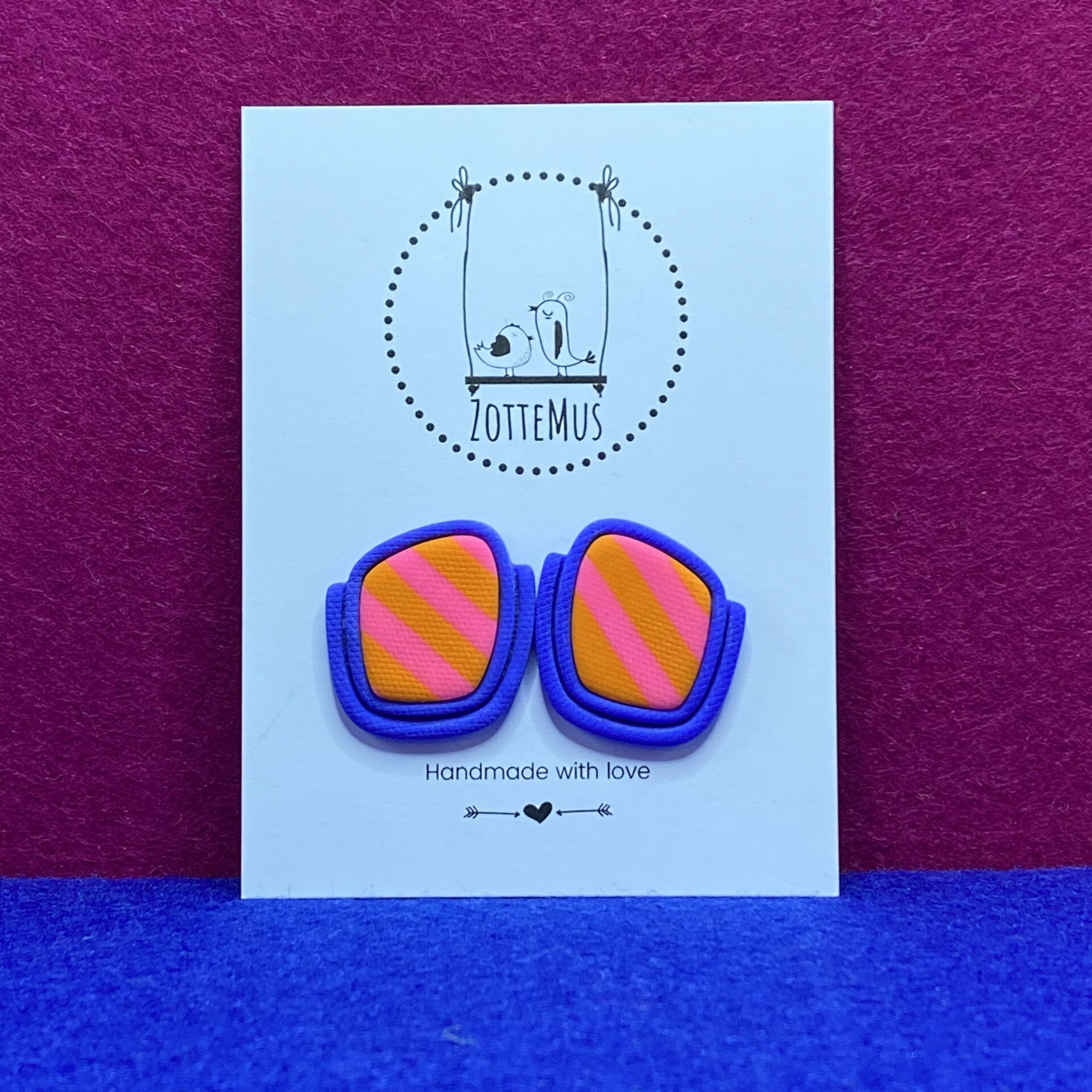 Pump Up The Jam Framed Stud Blue