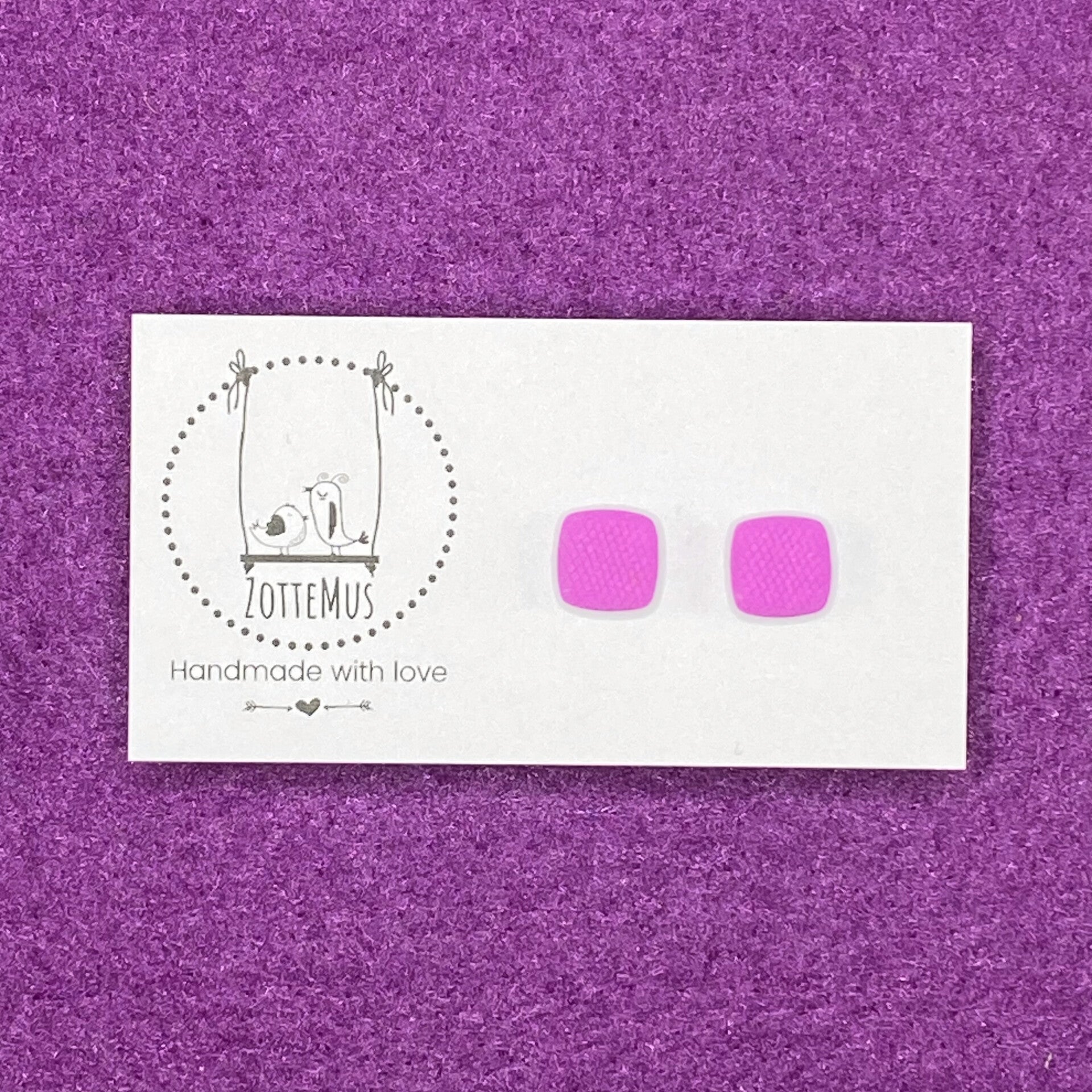 Pump Up The Jam Mini Stud Square Fuchsia