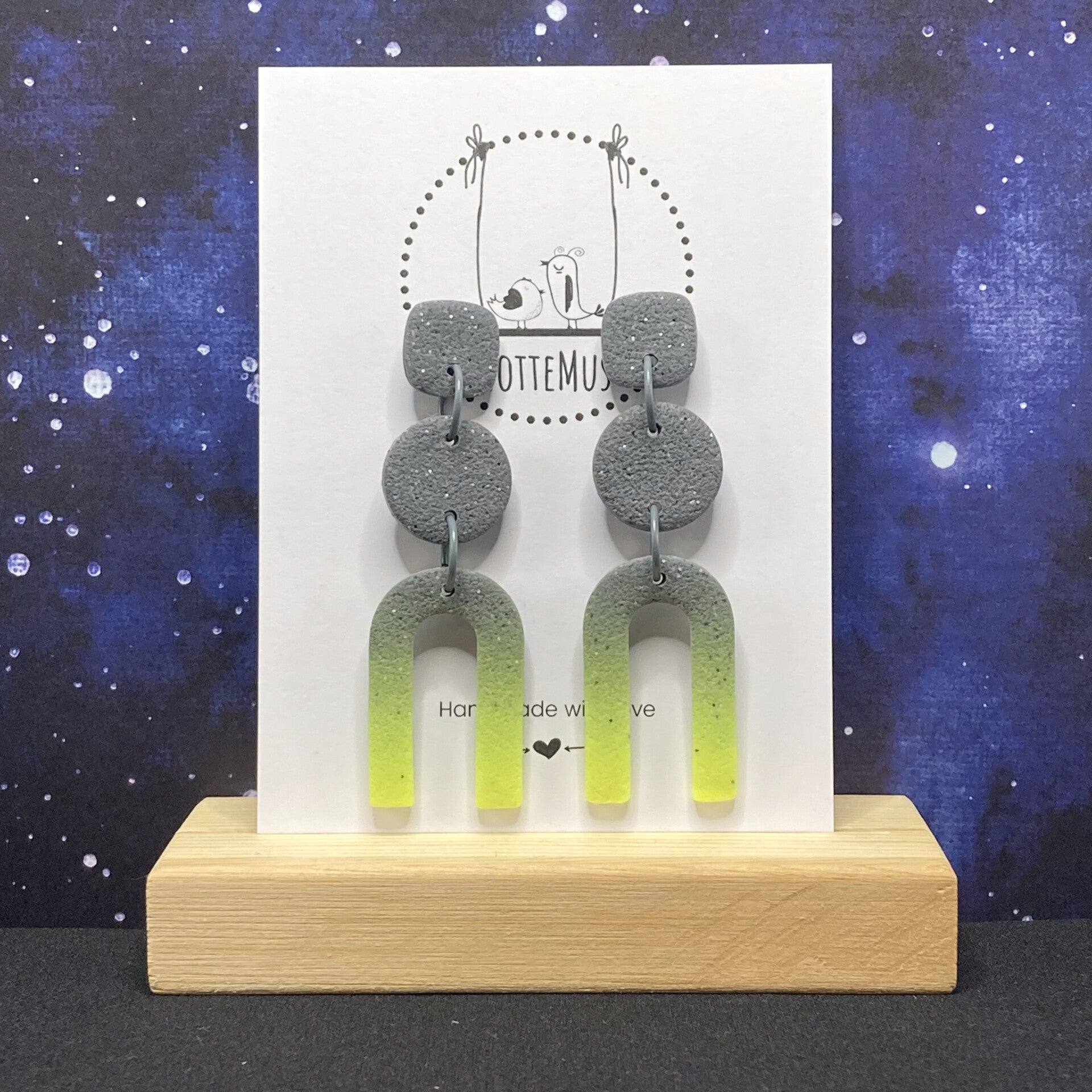 Intergalactic Reversed U Neon Yellow