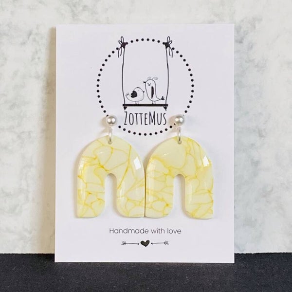 Pieces Reversed U Yellow