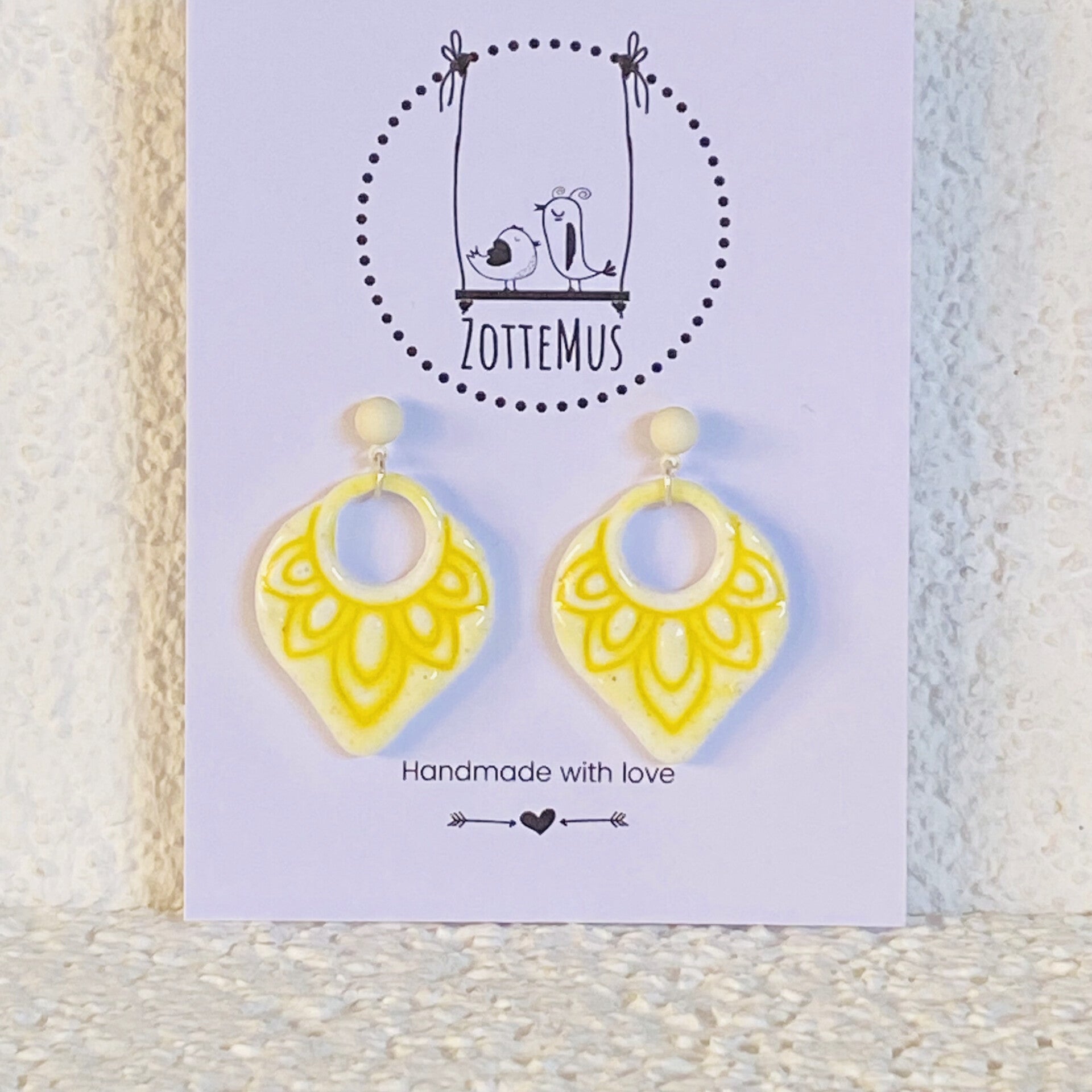 Riptide Lotus Yellow