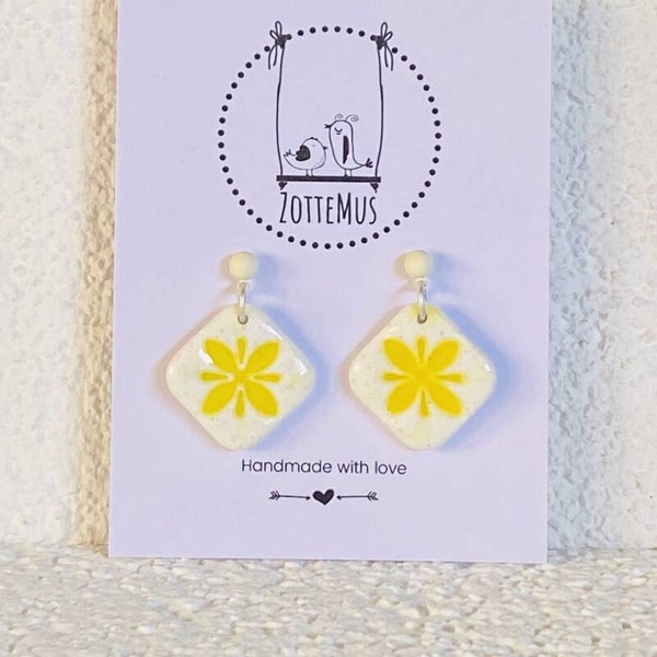 Riptide Tile Yellow 2