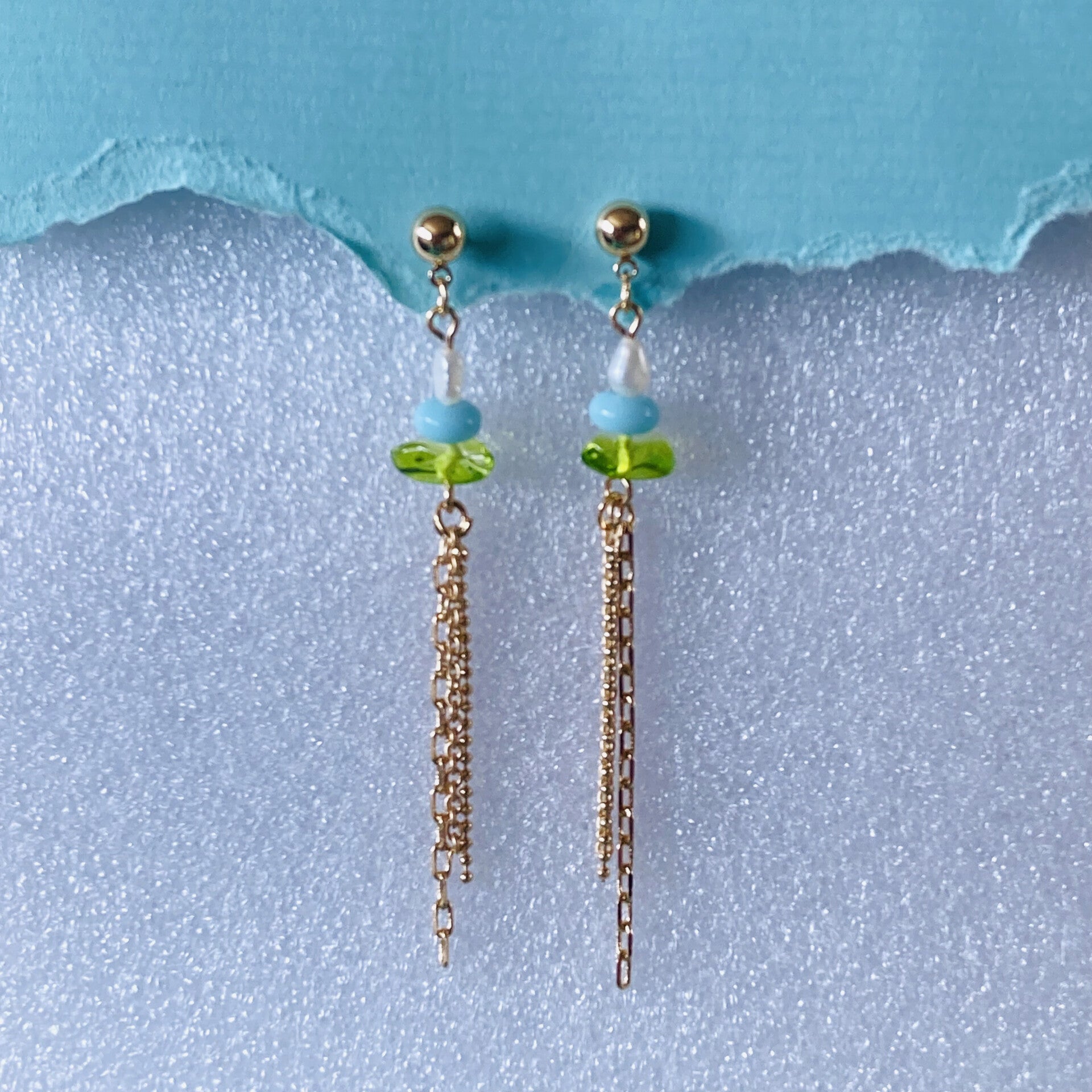 Ocean Eyes Chains Green Light Blue