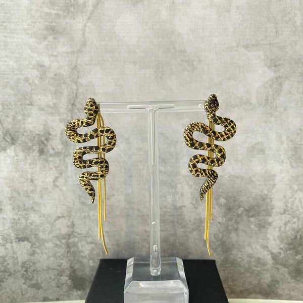 Rebel Stud Snake Gold Leaf Tassel