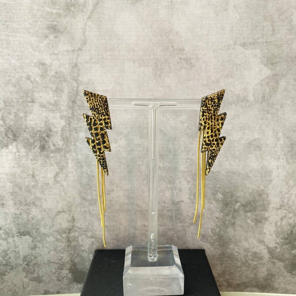 Rebel Stud Lightning Gold Leaf Tassel