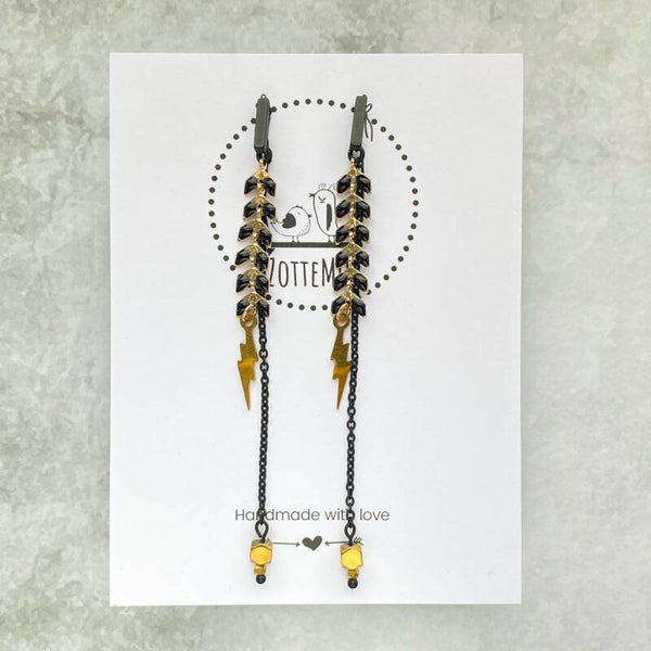 Rebel Double Charm Lightning Black