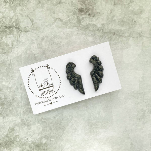 Rebel Mini Stud Long Wings