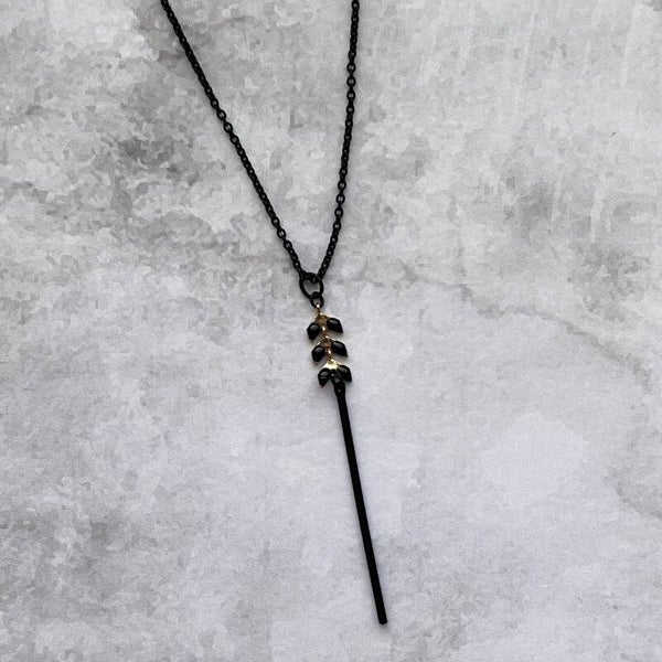 Rebel Necklace Fishbone Black