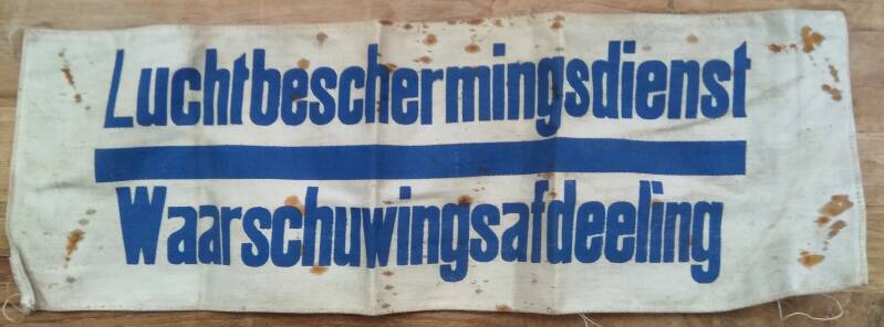1940-Vreeswijk-armbandBasSchouten-ArchieffamSchouten-3.jpg