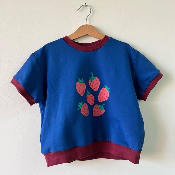 Sweater Fraise - Blauw met aardbei