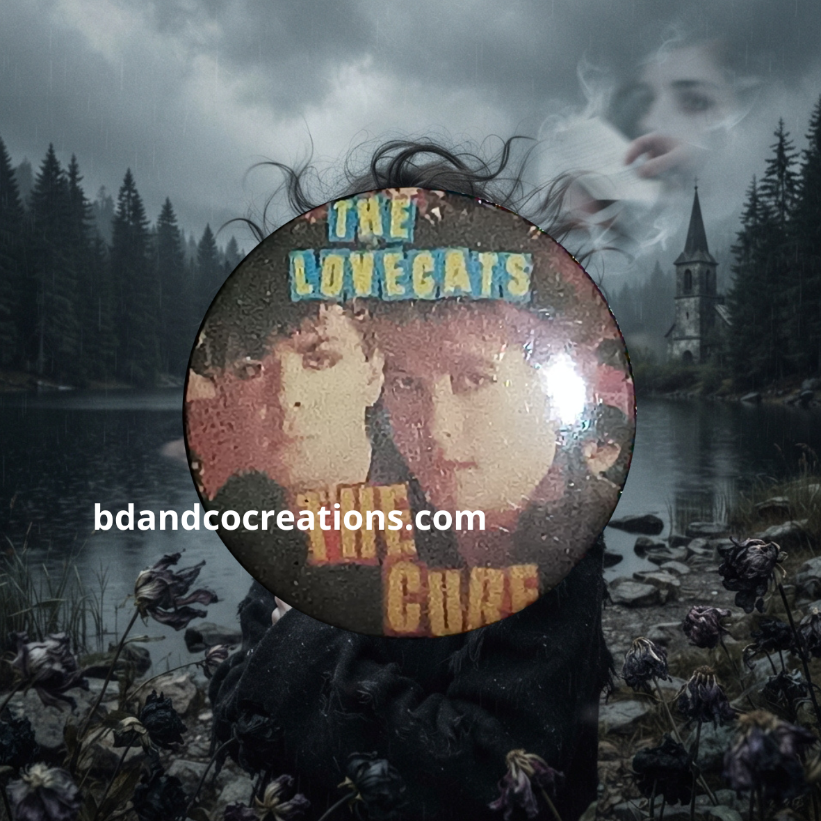Badges The Cure faits main 🌟 Goodies & Merch Post-Punk / Rock Gothique (32 mm)