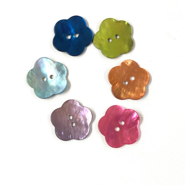 Parelmoer knopen, bloemen