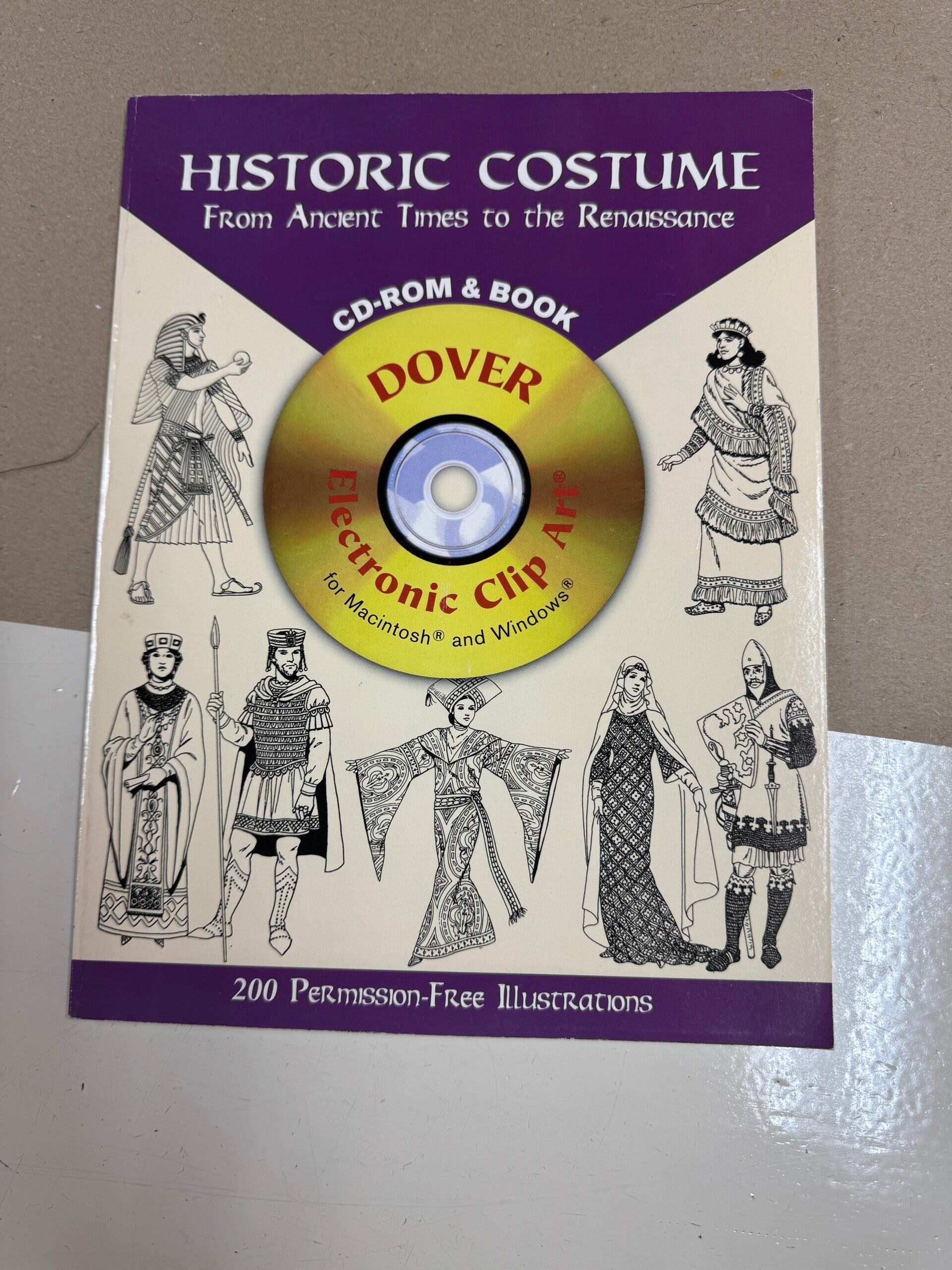 Historic Costume – From Ancient Times to the Renaissance