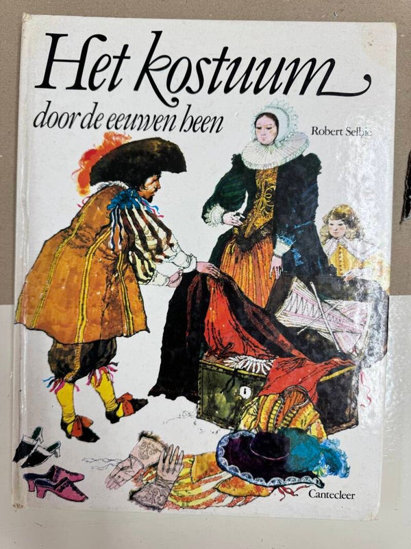 Het kostuum door de eeuwen heen – Robert Selbie