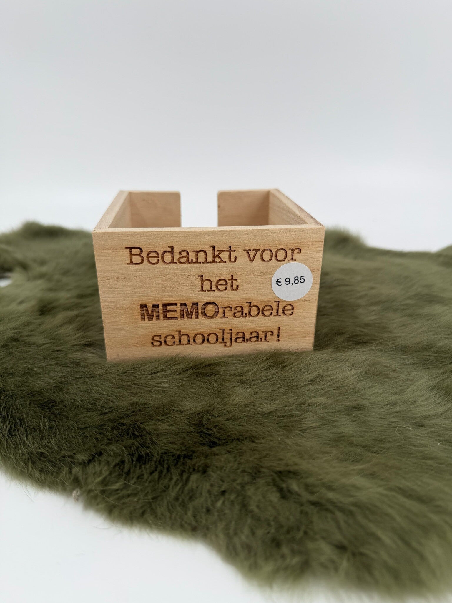 Memohouder bedankt voor het MEMOrabele schooljaar