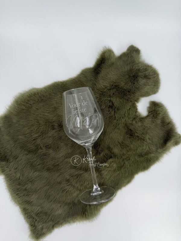 Wijnglas met gravering
