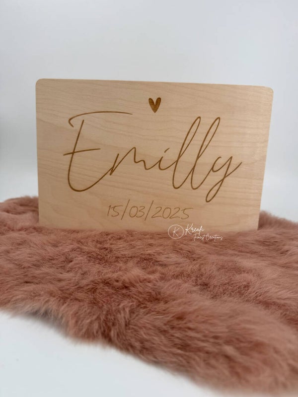 Houten kist klein gegraveerd