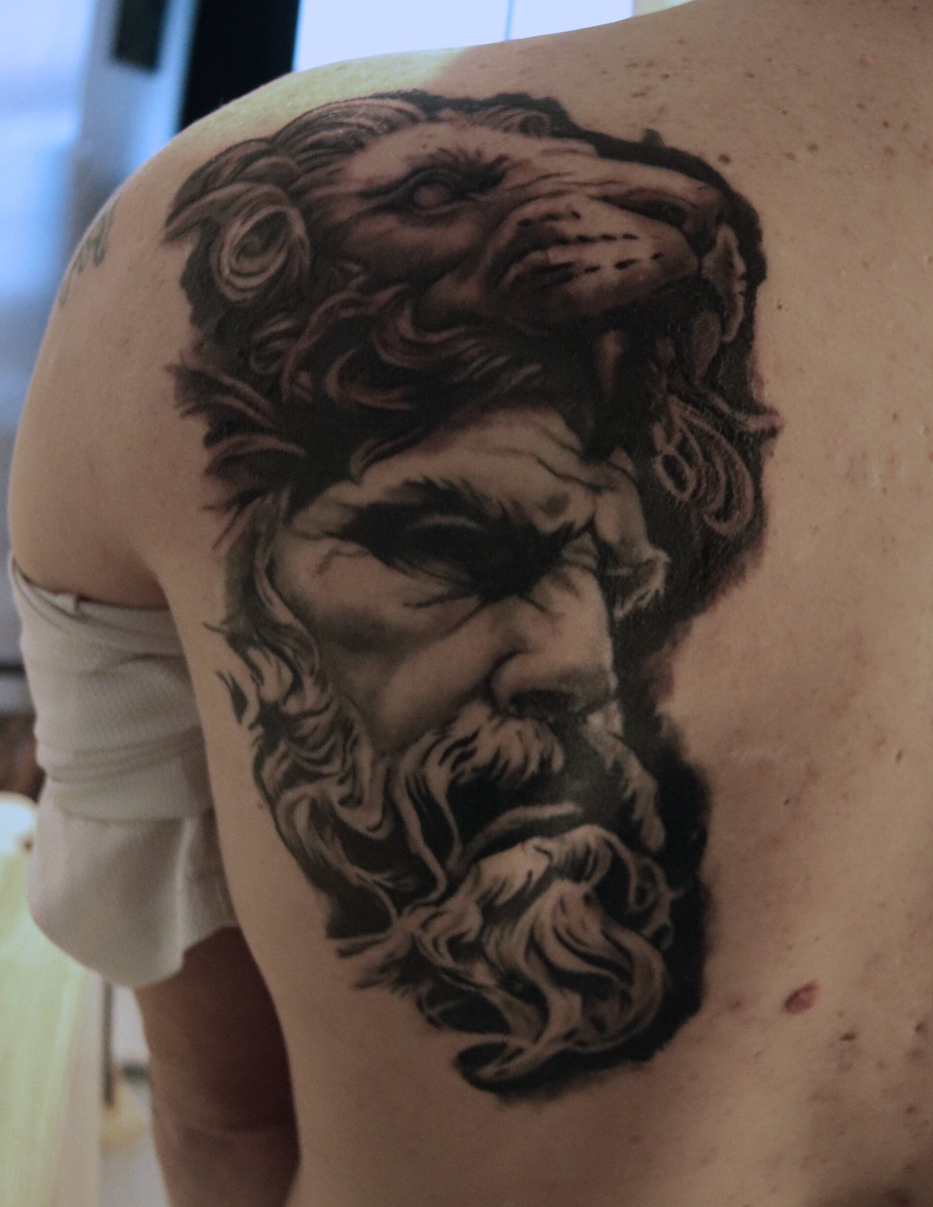 tattoo, tattoo design, tattoo ontwerp, Westland, black/grey tattoo, realism tattoo, fineline tattoo, kleur tattoo, tattooshop, sgravo, coverups tattoo, tattooshop Den Haag, tattooshop Westland, tattooshop Zuid-Holland, tattoo artiest Westland