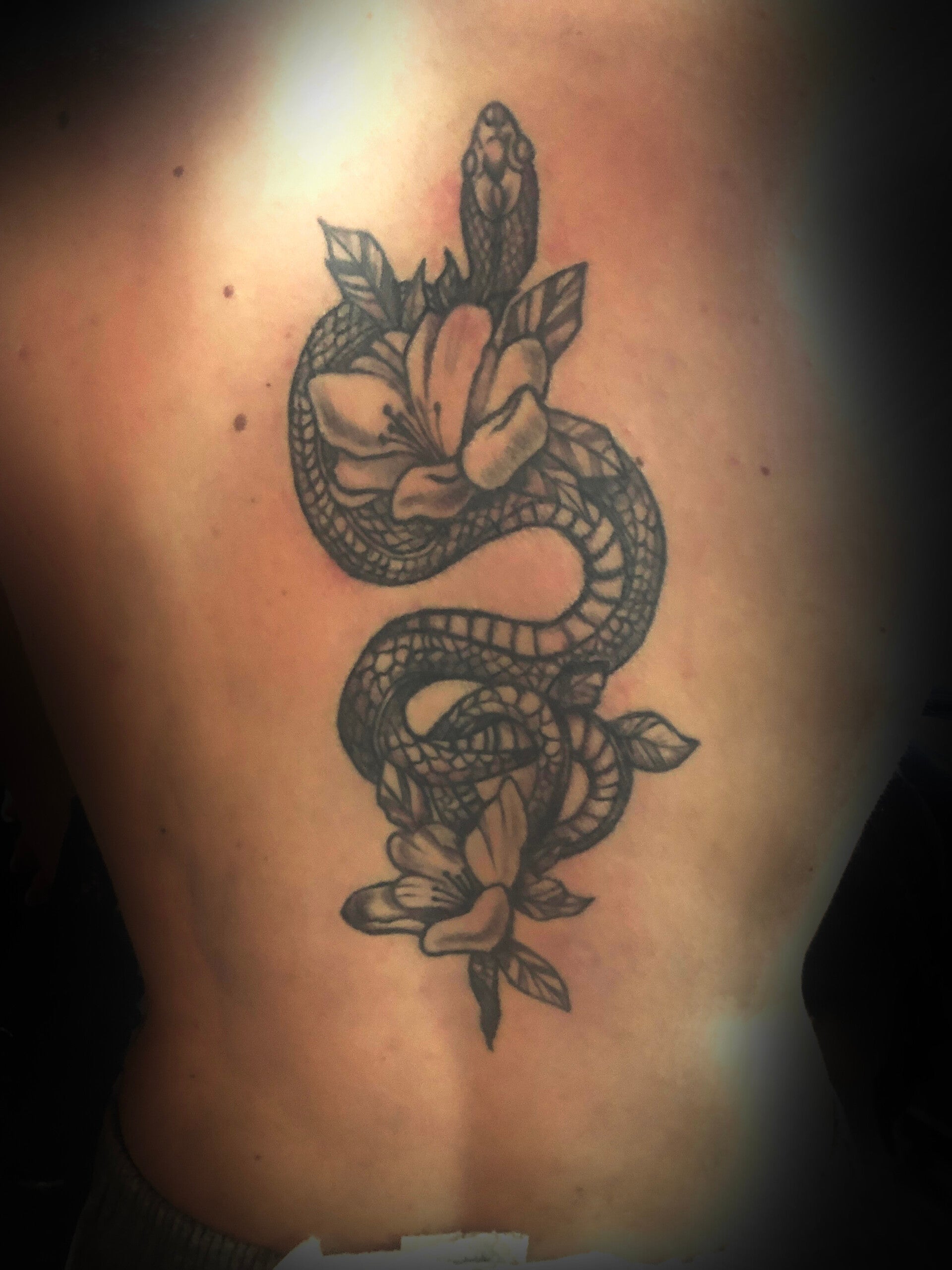 tattoo, tattoo design, tattoo ontwerp, Westland, black/grey tattoo, realism tattoo, fineline tattoo, kleur tattoo, tattooshop, sgravo, coverups tattoo, tattooshop Den Haag, tattooshop Westland, tattooshop Zuid-Holland, tattoo artiest Westland