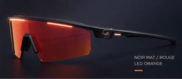 Noir mat / rouge / led orange