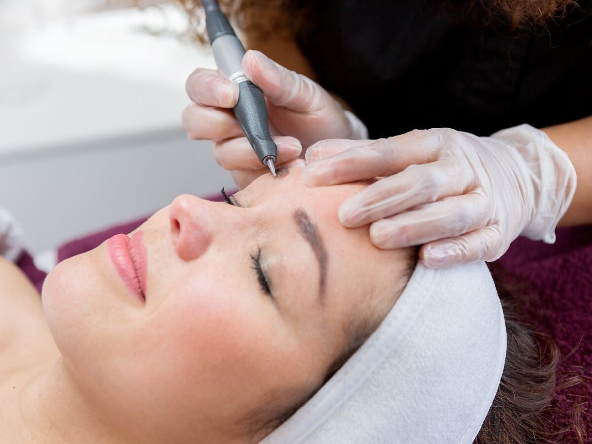 Permanente make-up Powderbrows schoonheidssalon AltijdMooi in Maarssen