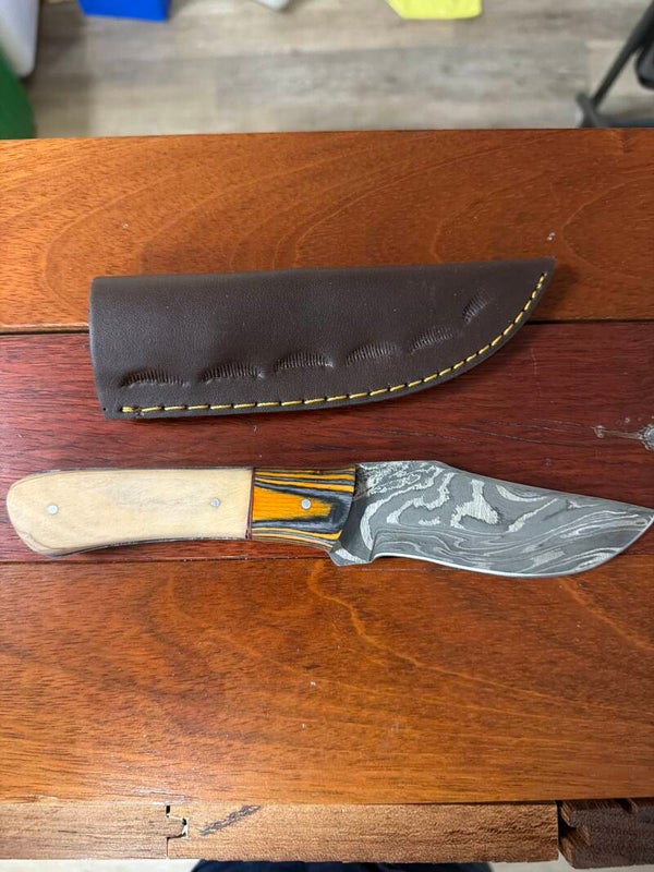 Medium Damascus skinner