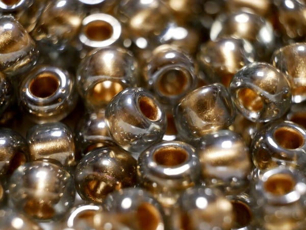 6/0 TOHO Gold-Lined Black Diamond