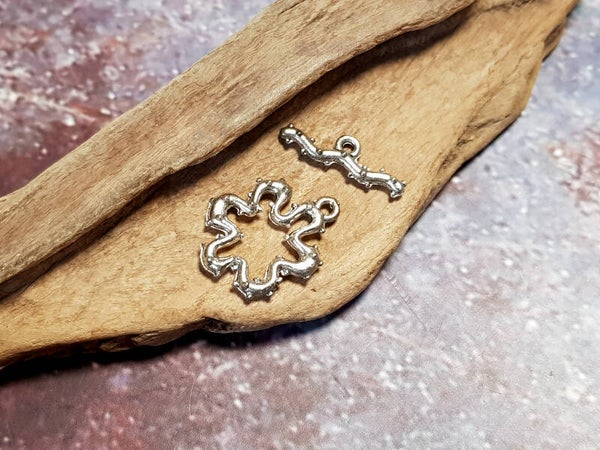 14.  T en O slot Bloem 1.1cm Zilverkleurig