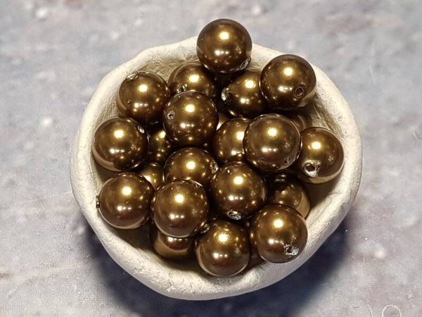 15. Swarovski Pearl 6mm Brass/ 50 st