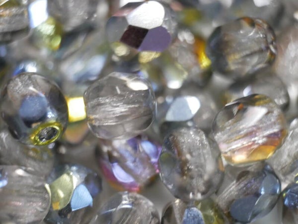 16. Facet kralen  4 mm Grijs Silver goud/ 154 st