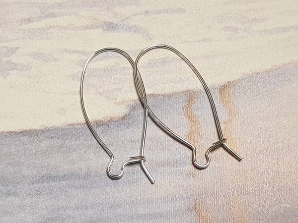 17. Oorhaak ovaal Zilverkleurig 3,2 x 1,5 cm/ 1 paar